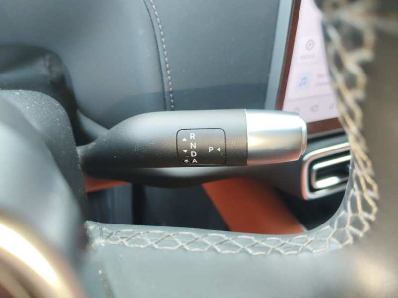Used Li Auto L8 2023 Pro Model — 10