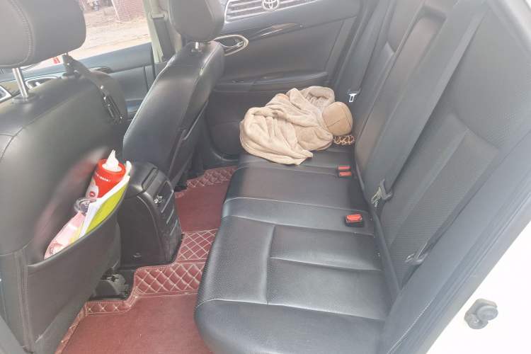 Used Nissan Sylphy 2018 1.6XV CVT Deluxe Edition Left Rear Seat