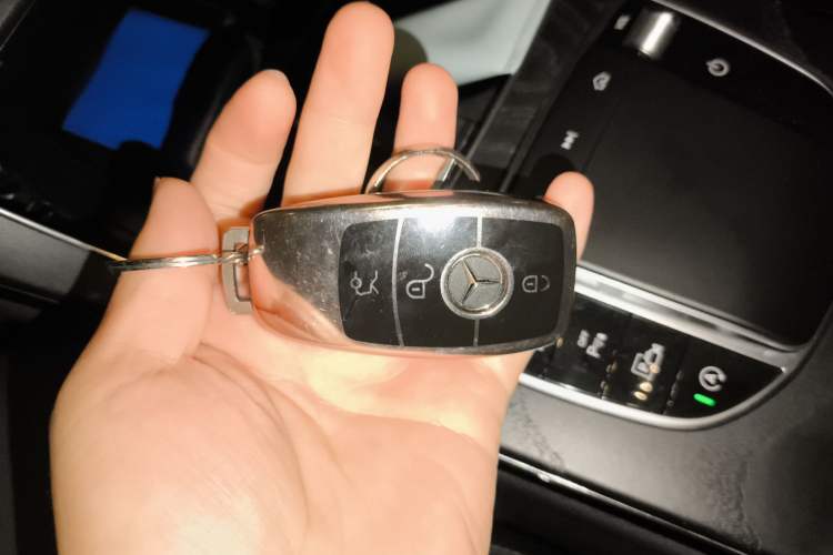 Used Mercedes-Benz C-Class 2021 C 200 L Fashion Edition Sport Version
