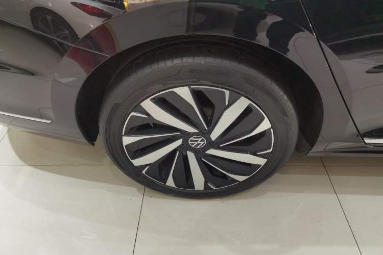 Used Volkswagen Passat 2024 380TSI Elite Edition
