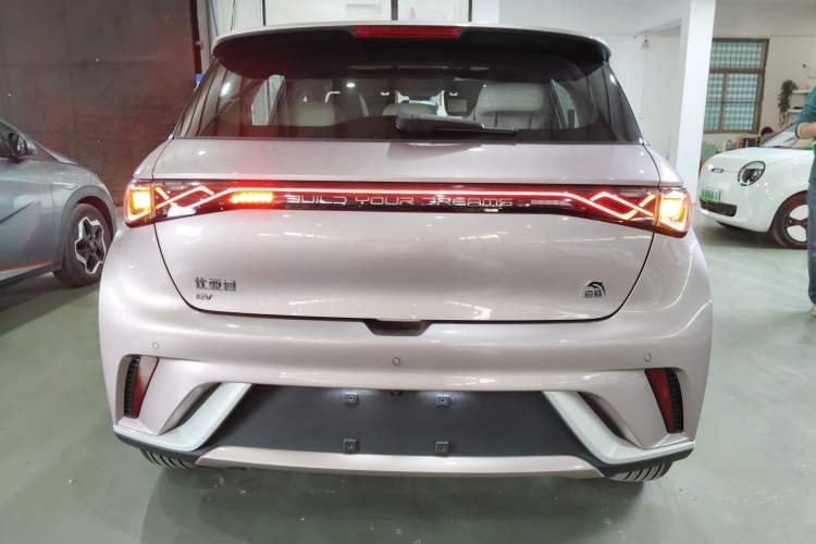 Used BYD Dolphin 2023 420 km Fashion Edition Rear