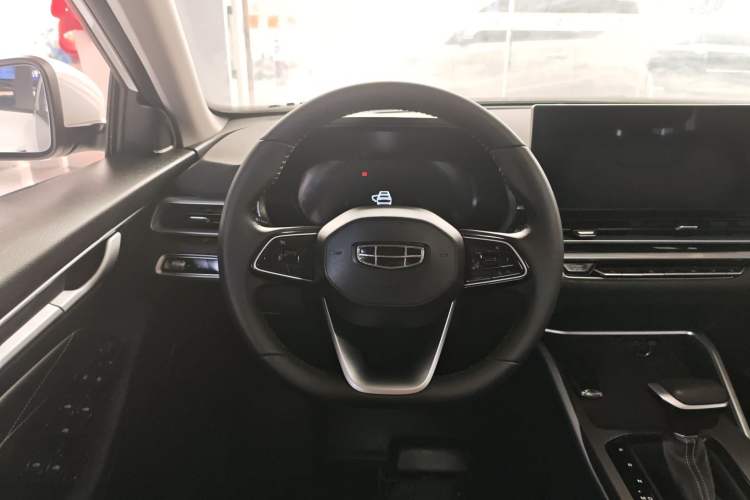 Used Geely Auto Emgrand 2023 4th Generation Champion Edition 1.5L CVT Luxury Model Steering Wheel