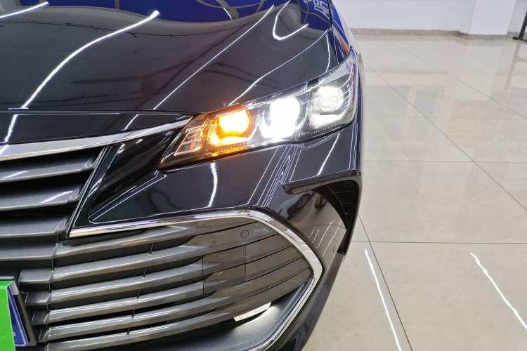 Used Toyota Avalon 2021 2.5L Luxury Edition Left Front Headlight