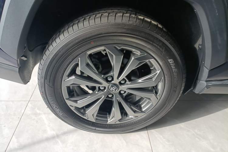 Used Toyota RAV4 2023 2.0L CVT Two-Wheel Drive Fashion Plus Edition