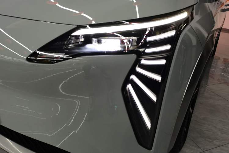 Used AION Y 2023 Younger Star Edition Left Front Headlight