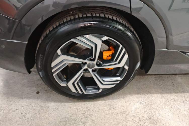 Used Audi e-tron 2021 50 quattro Prestige Edition Exterior 5