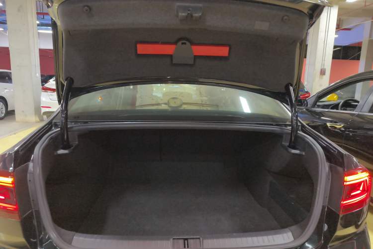 Used Volkswagen Magotan 2020 280TSI DSG Comfort Edition