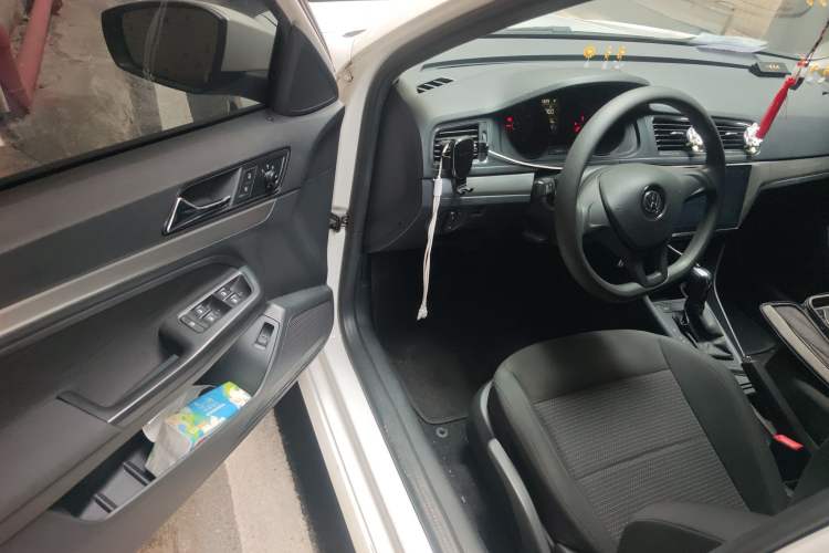 Used Volkswagen Lavida 2017 1.6L Automatic Fashion Edition