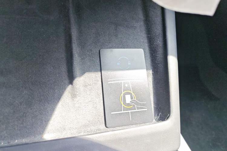 Used Tesla Model 3 2023 Rear-Wheel-Drive Version