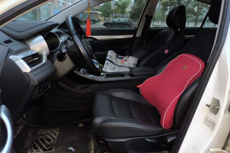 Used Geely Auto Emgrand 2019 Leading Edition 1.5L CVT Luxury Model China VI Standard Left Front Seat