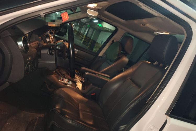 Used Land Rover Discovery 2016 3.0 SC Obsidian Black Heritage Edition SE