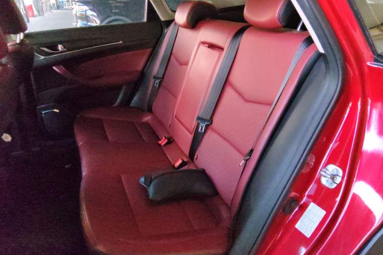 Used Changan Eado 2019 Blue Whale Edition 280T GDI DCT High-Speed Model
