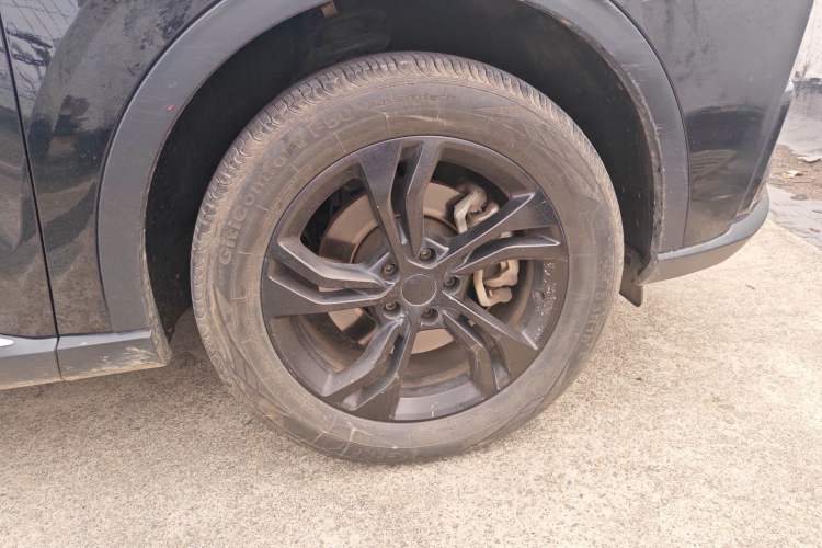 Used Ford Equator Sport 2022 EcoBoost 170 Premier Edition Right Front Wheel Hub