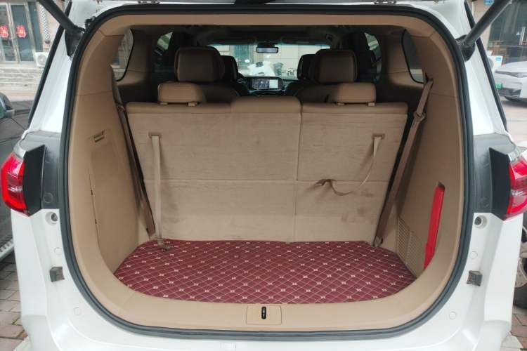 Used Buick GL8 2020 ES Land Cruiser 653T Luxury Model