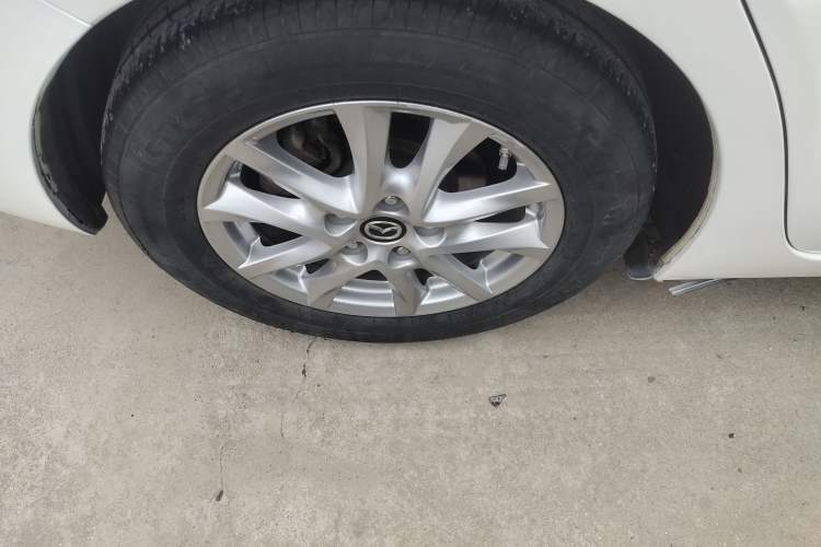 Used Mazda 3 Axela 2016 Sedan 1.5L Automatic Comfort Model Right Rear Wheel Hub