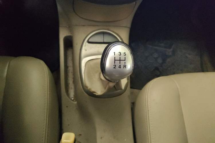 Used JAC Group Refine M2 2010 1.8L MT Standard Edition
