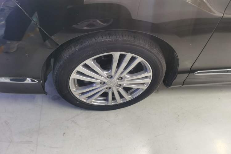 Used Honda Elysion 2016 2.4L Luxury Edition
