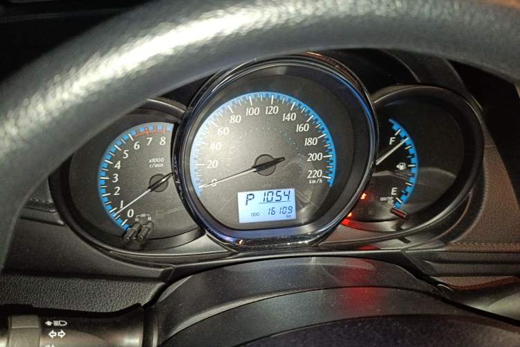 Used Toyota YARiS L Zhi Xiang 2019 1.5E CVT Dynamic Edition China VI compliant Instrument Cluster