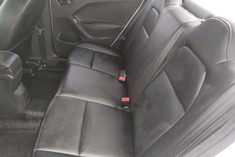 Used Peugeot 301 2018 1.6L Manual Comfort Edition
