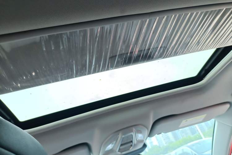 Used Baojun RC-5 2020 1.5T CVT Smart Shine Prestige Edition
