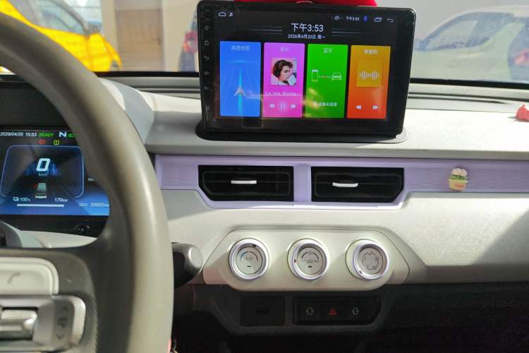 Used Chery QQ Ice Cream 2022 170km Sundae Phosphate Lithium-Ion