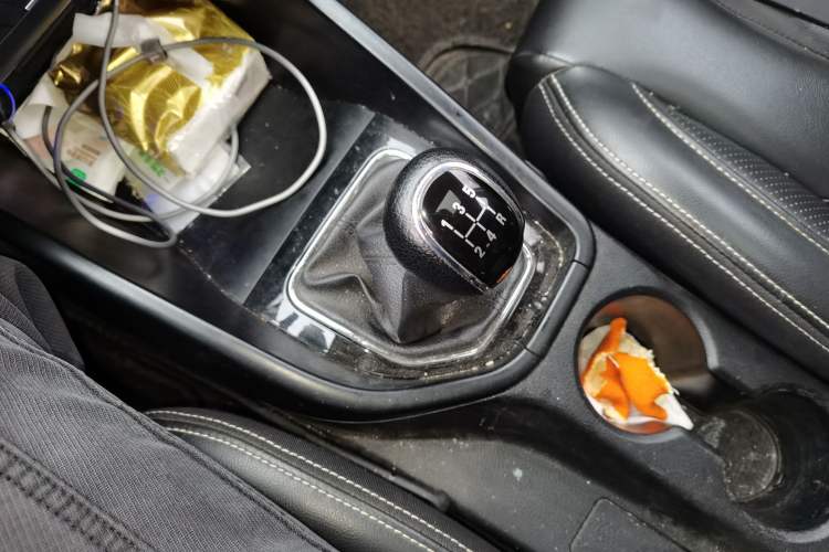 Used Dongfeng Fengon 580 2016 1.8L Manual Comfort Model
