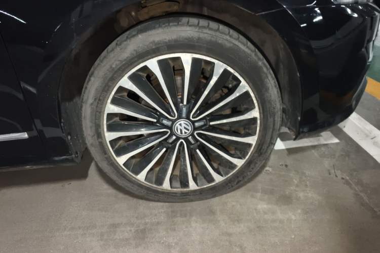 Used Volkswagen Passat 2016 380TSI DSG Prestige Edition
