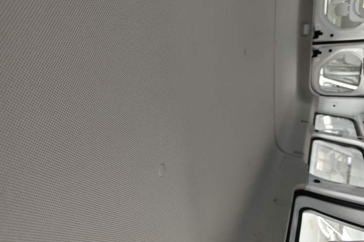 Used Wuling Yangguang 2025 Model 400km Bus Edition—Comfort Edition
