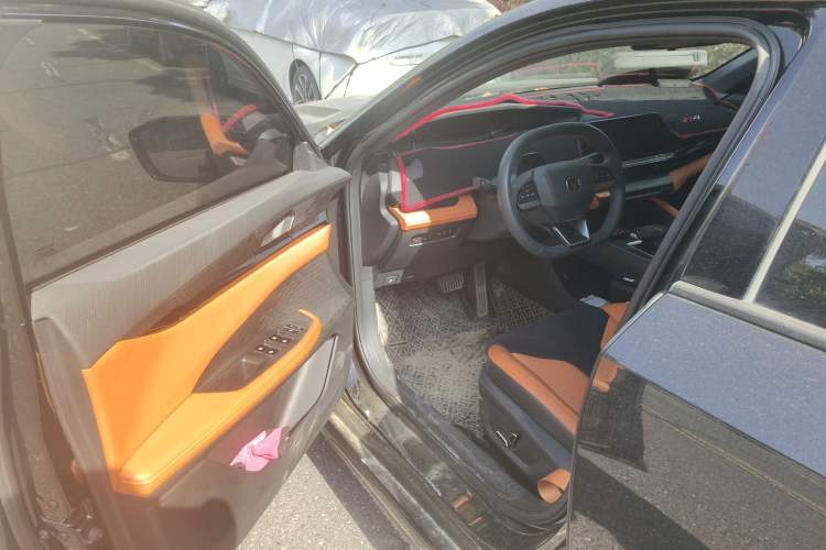 Used CHANGAN UNI-V 2023 1.5T Sport Edition
