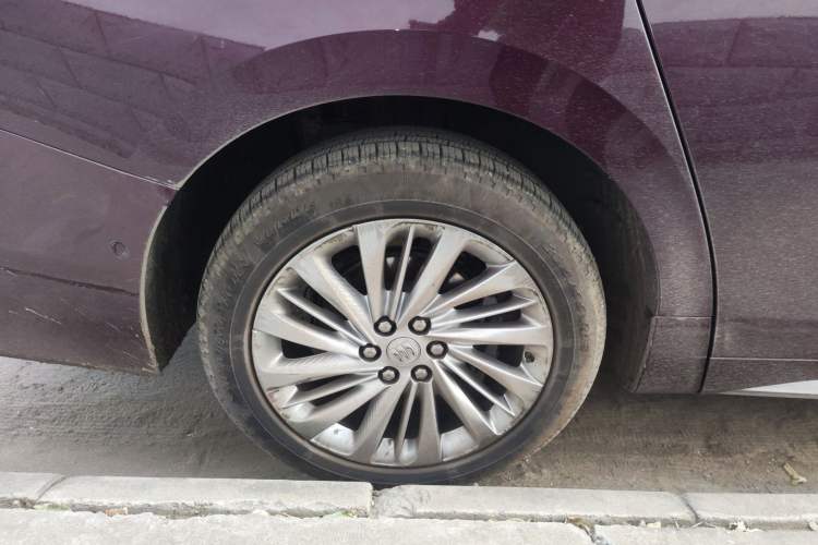 Used Buick Century 2023 2.0T Six-Seater Yinshi Edition