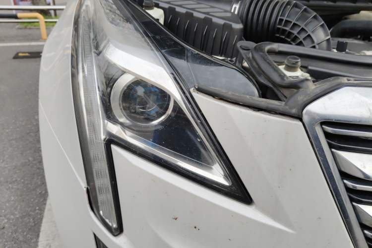 Used Cadillac XT5 2016 25T Luxury Model
