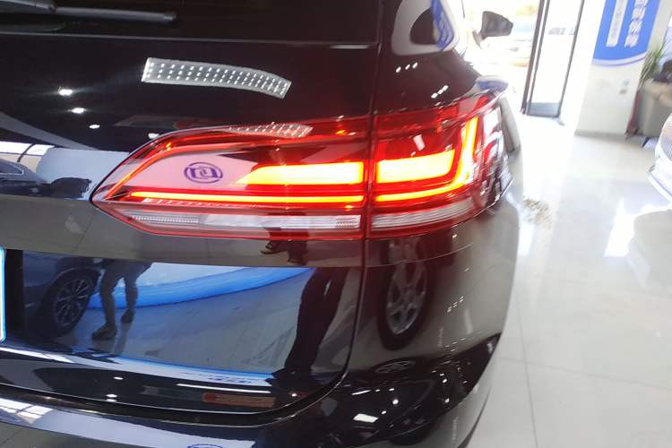 Used Volkswagen Touareg 2020 2.0 TSI RuiShang Edition China VI Standard
