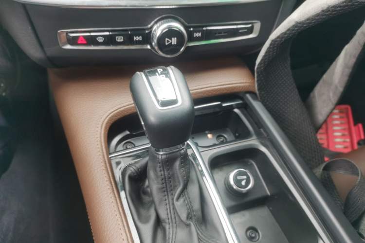 Used Volvo S90 2017 T4 Zhiyuan Edition Gear Lever