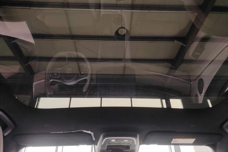 Used Zeekr 001 2026 95° All-Wheel-Drive Max Edition Headliner