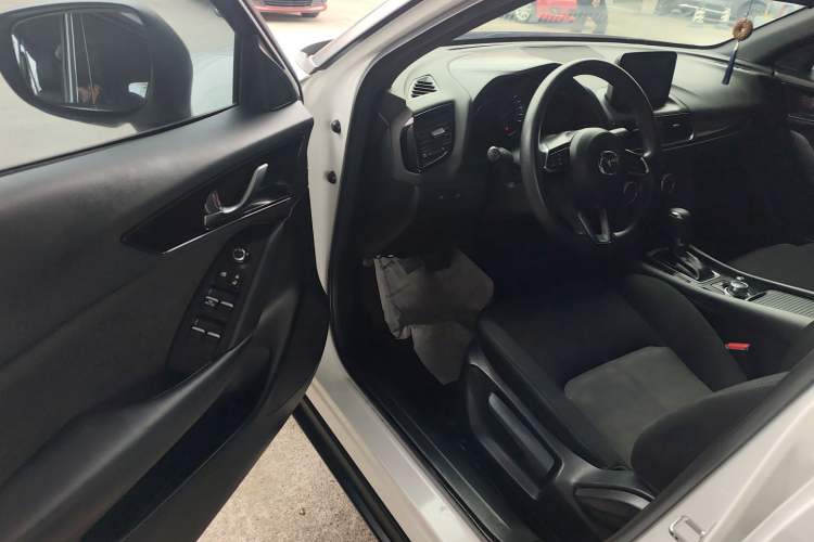 Used Mazda CX-4 2020 2.0L Automatic Two-Wheel Drive Blue Sky Dynamic Edition