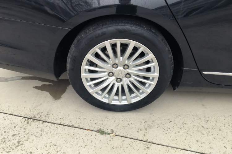 Used Cadillac CT6 2021 28T Elite Edition Right Rear Wheel Hub