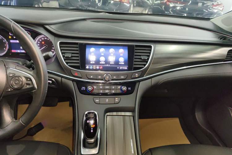 Used Buick LaCrosse 2022 652T Luxury Version
