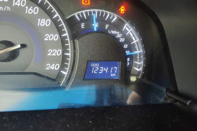 Used Toyota Camry 2015 2.0G Premier Edition