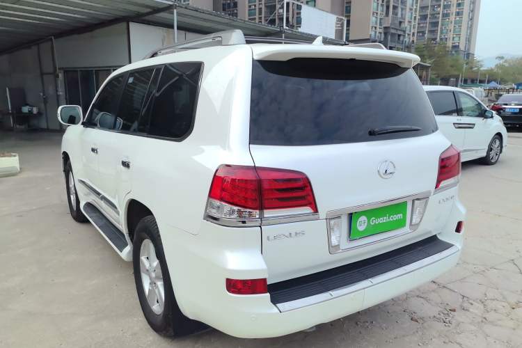 Used Lexus LX 2013 570
