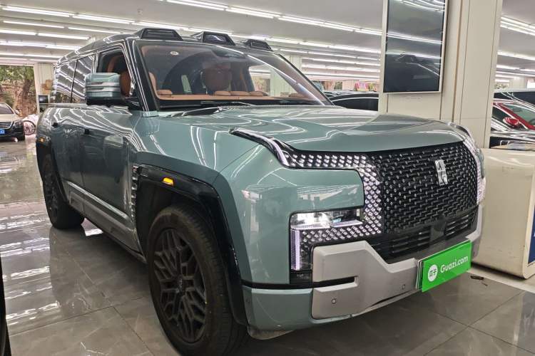 Used Yangwang U8 2023 Luxury Edition
