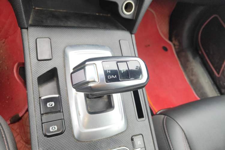 Used Haval H6 Coupe 2019 1.5T Automatic Two-Wheel Drive Ultra-Luxury Smart Connectivity Model China VI Standard Gear Lever