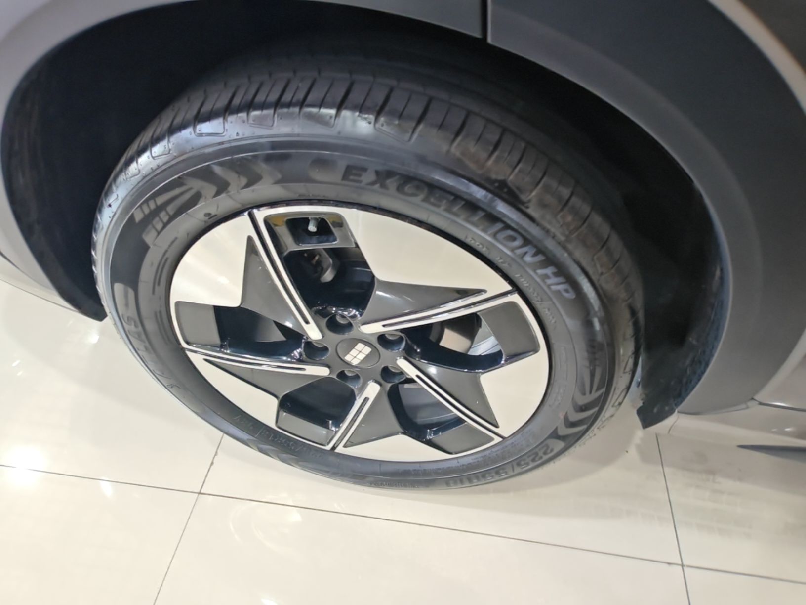 Geely Galaxy E5 2026 Model 610km Exploration+ Edition — снимка 11