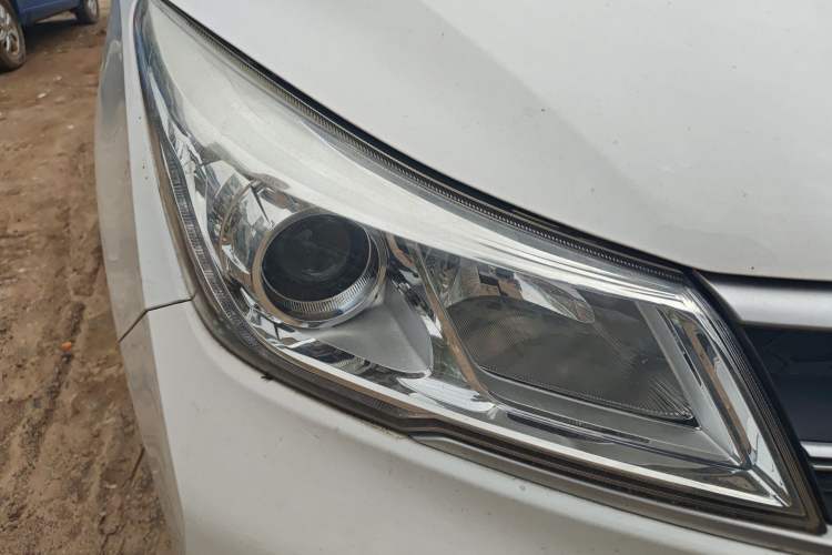 Used Baojun 730 2019 1.5L Manual Fashion Model 7-seater National V