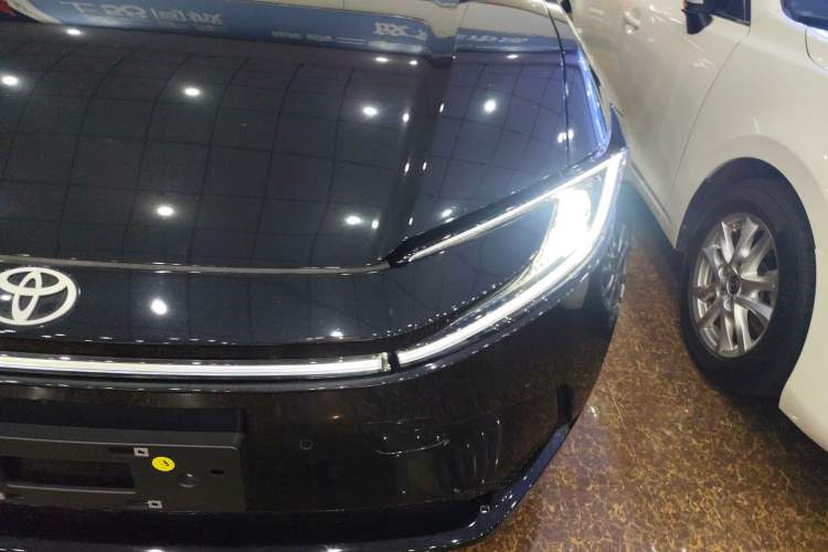 Used Toyota bZ5 2025 Model 550 PRO Smart Driving Edition Left Front Headlight