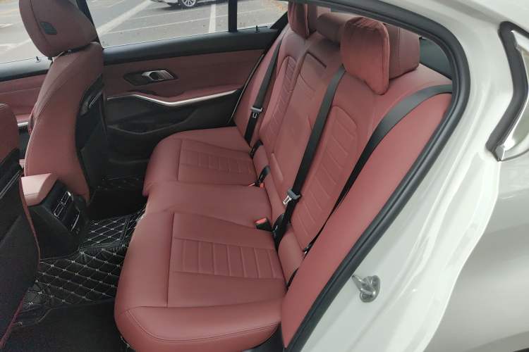 Used BMW 3 Series 2021 Restyled 325Li M Sport Package
