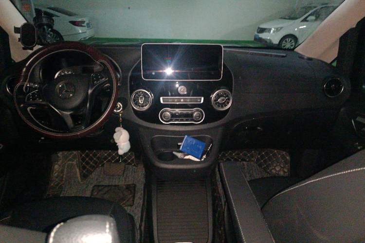 Used Mercedes-Benz Vito 2023 2.0T Business Version 7 Seats