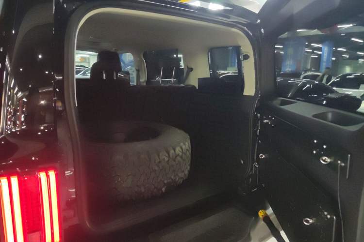 Used Tank 300 2023 2.0T Iron Rider 02