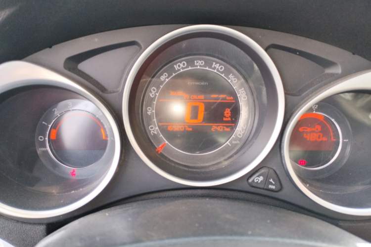 Used Citroen C4L 2014 1.8L Intelligent Drive Manual Version – Dynamic Edition
