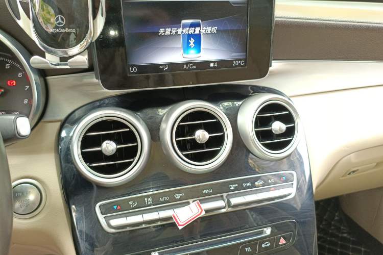 Used Mercedes-Benz GLC 2019 GLC 200 L 4MATIC
