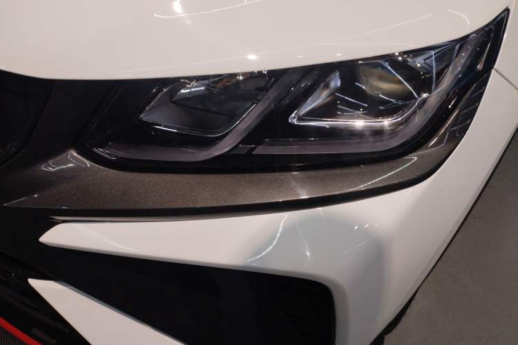 Used Geely Auto Coolray 2023 1.5T DCT Diamond Edition
